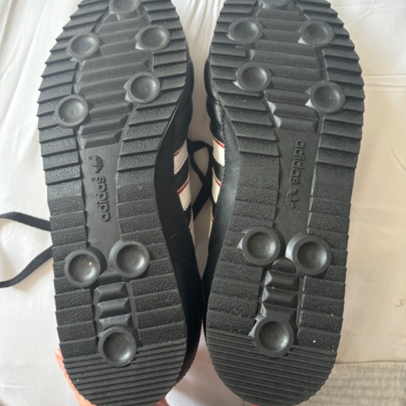 Red and black adidas sneakers - Picture 2 of 5